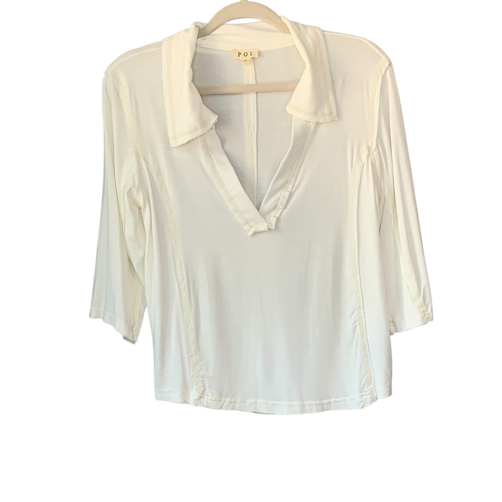 POL creme ivory super soft ribbed collared raw edge seams 3/4 sleeve top. Size L